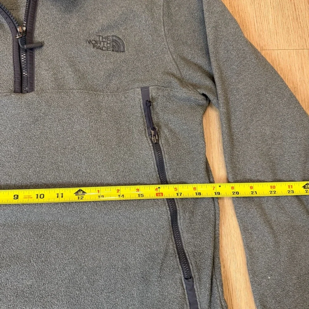 The North Face Mens Quarter Zip Fleece Pullover Gray Mock Neck Jacket Medium